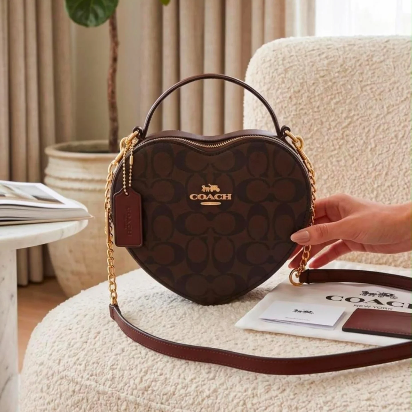 COACH HEART CROSSBODY SLING BAG – FIRST COPY